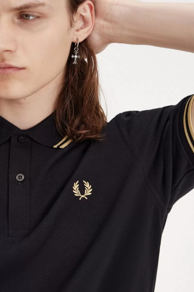 polo fred perry osaka m12 para hombre color negro champán