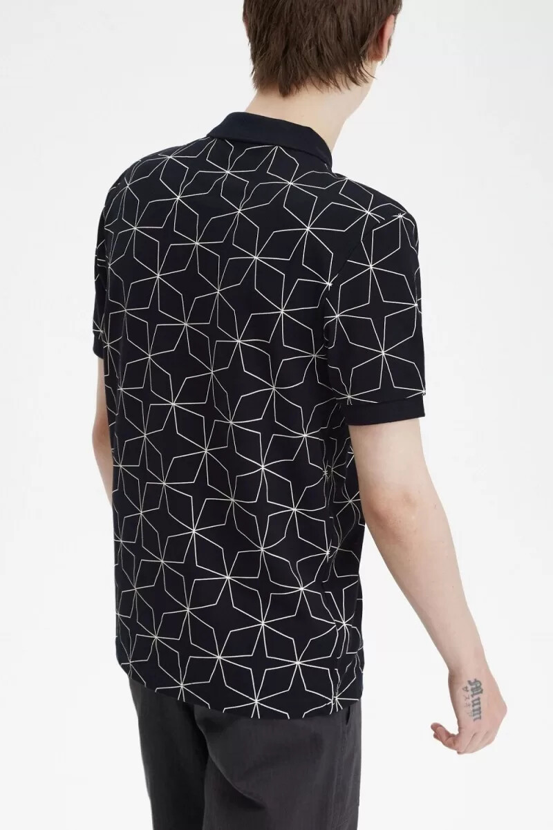 polo geométrico fred perry para hombre color negro