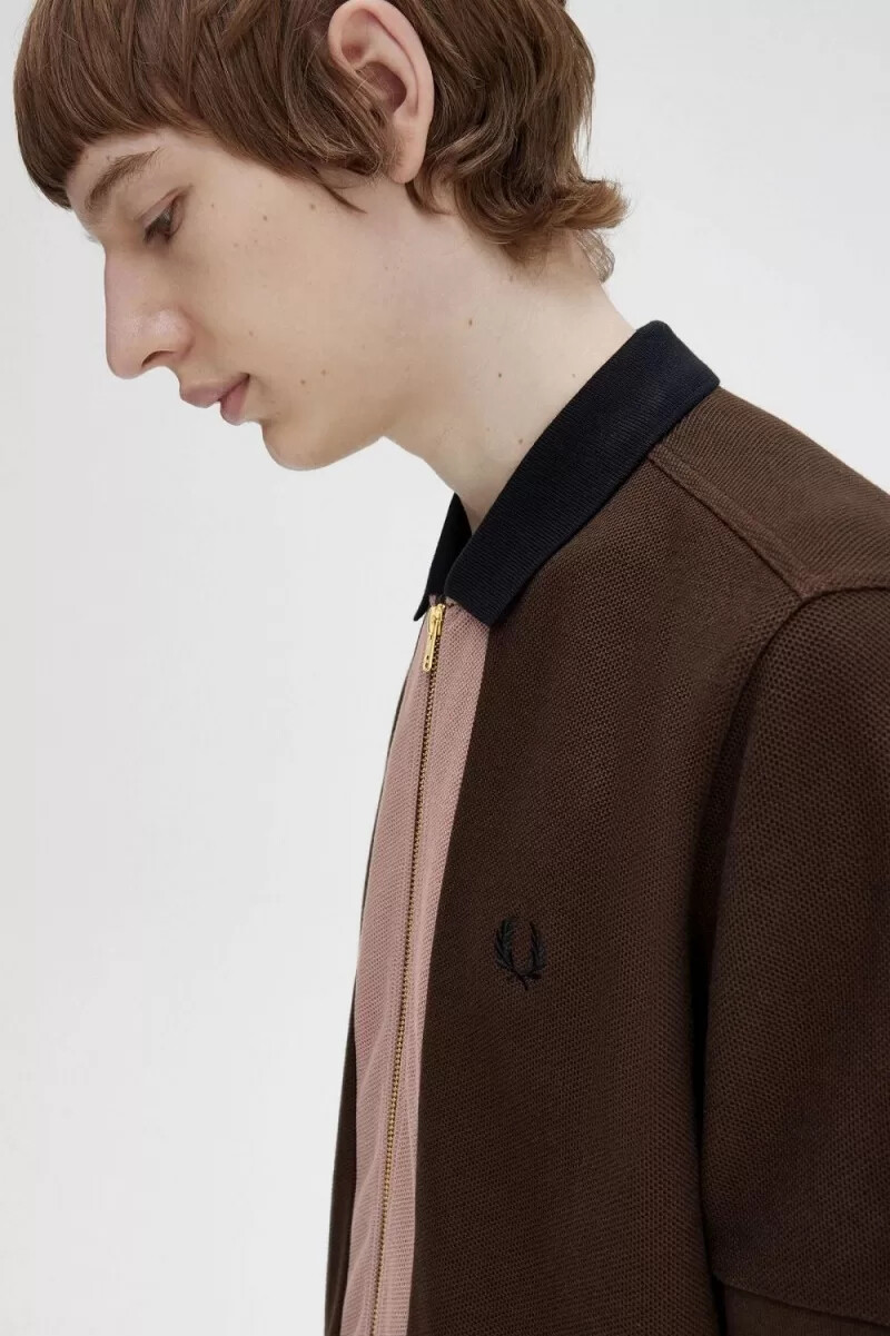 polo fred perry con cremallera para hombre color tabaco quemado