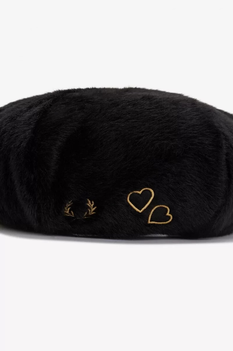 boina bordada fred perry para mujer color negro