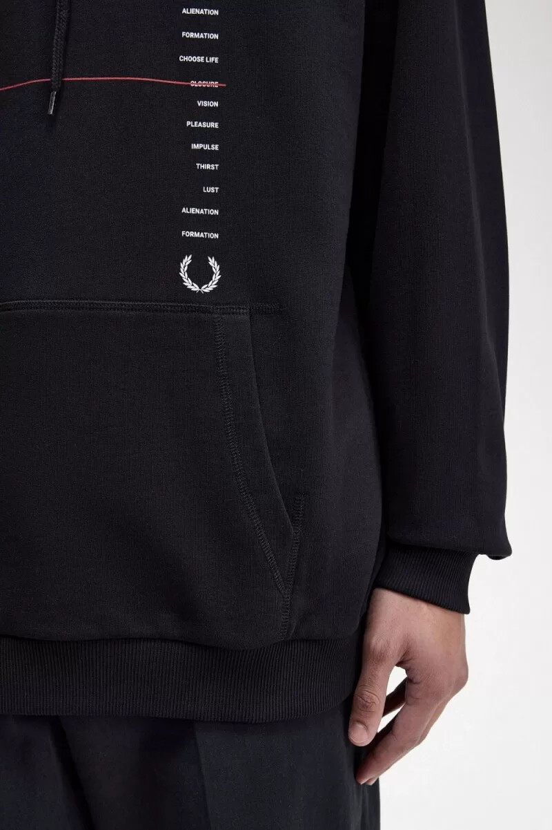 sudadera con capucha estampada de fred perry para hombre color negro