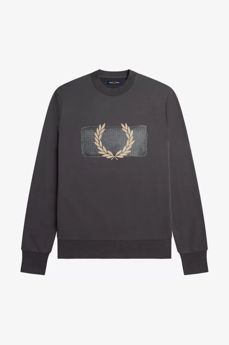 sudadera con gráficos en capas de fred perry para hombre en tono bronce