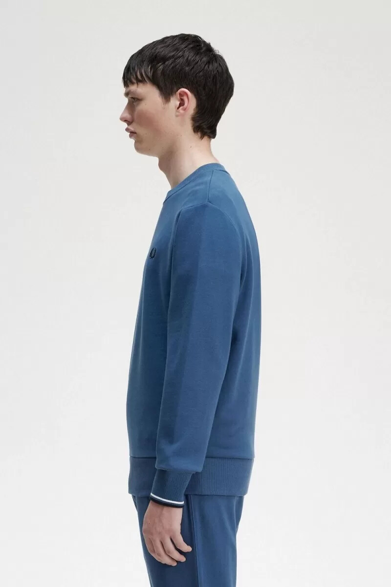 sudadera fred perry con cuello redondo para hombre en azul medianoche