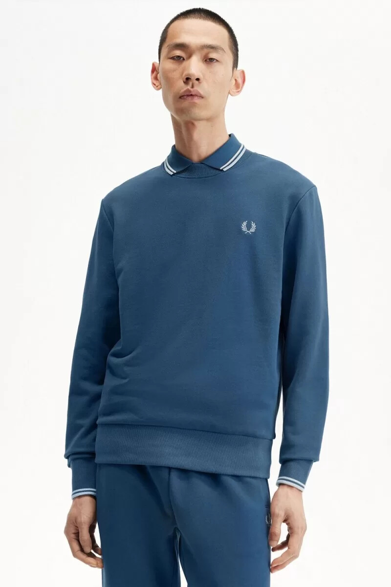 sudadera fred perry de cuello redondo para hombre en azul medianoche y aguamarina claro