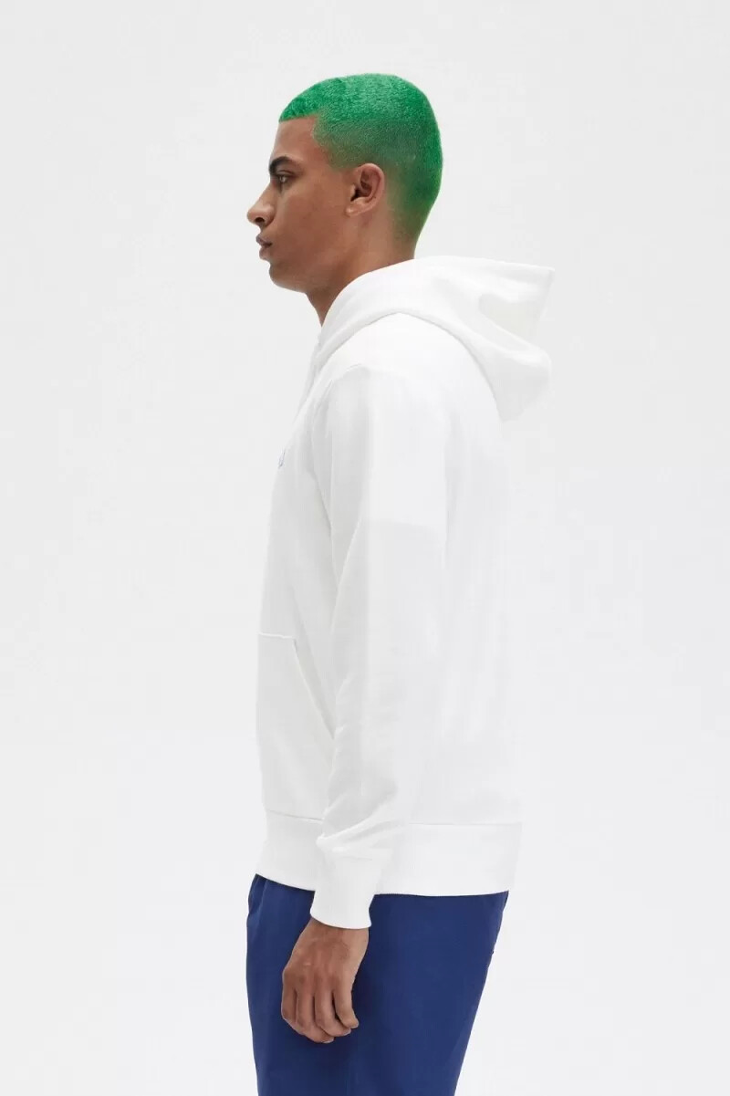sudadera con capucha y estampado de corona de laurel de fred perry para hombre en blanco nieve