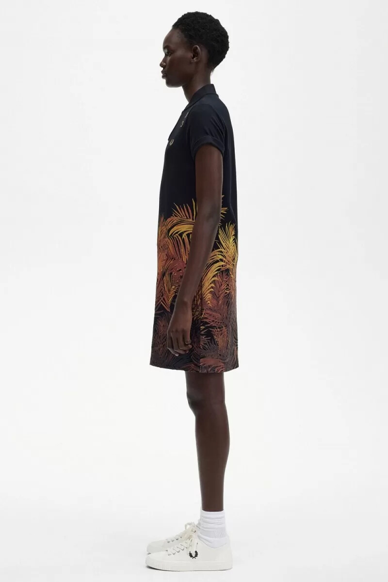 vestido de piqué con estampado de palmeras de fred perry para mujer color negro