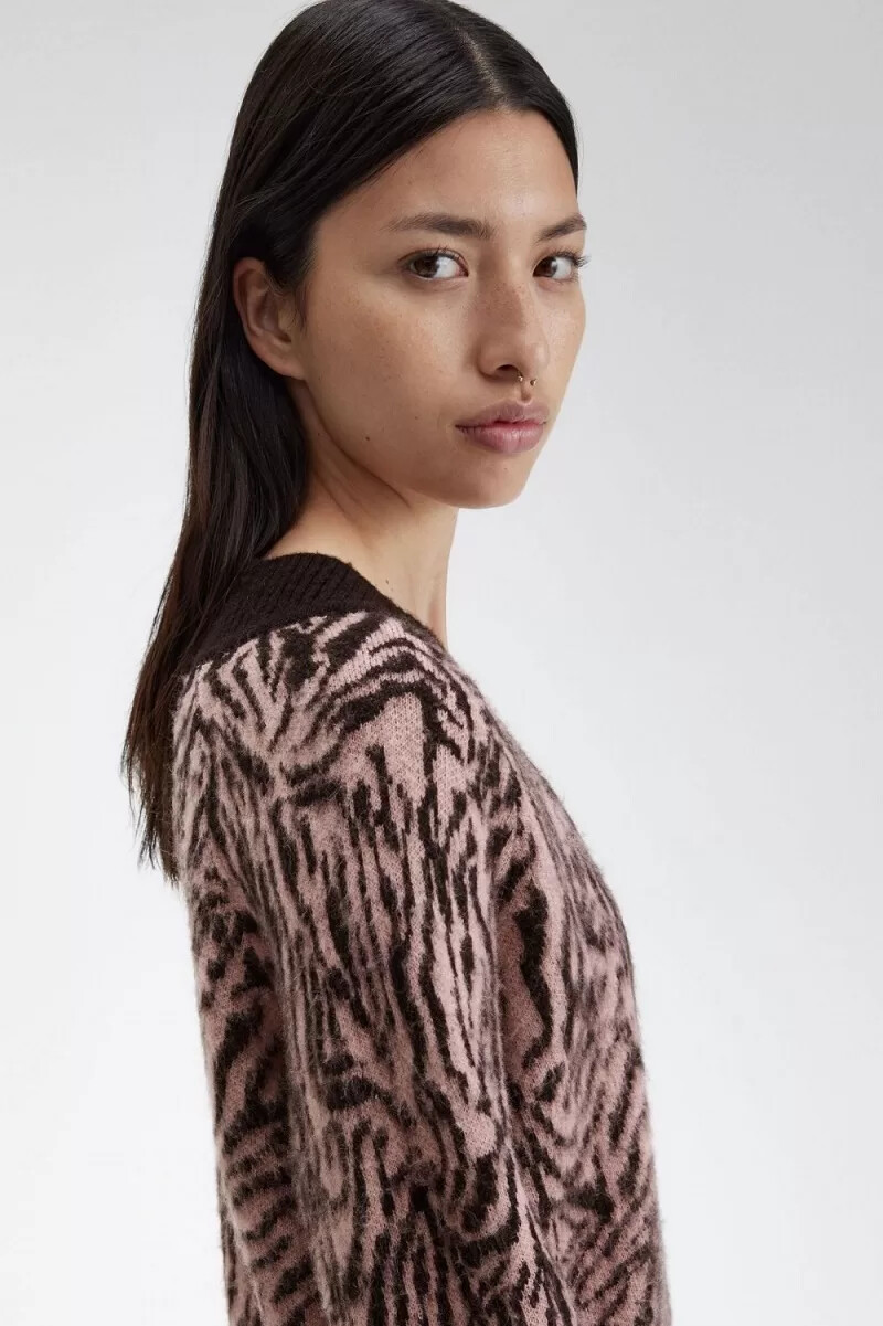 vestido de punto de cebra de fred perry para mujer en rosa empolvado