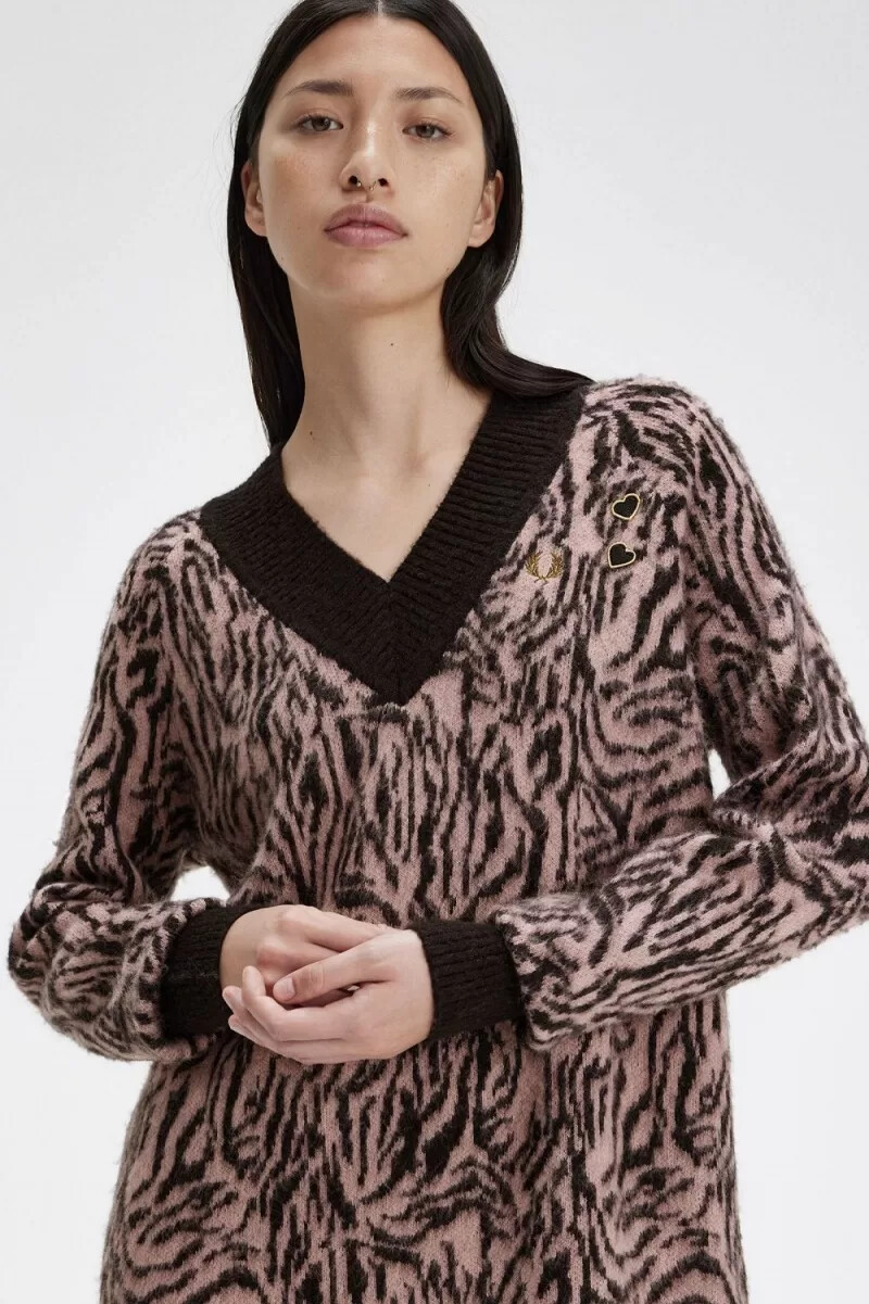 vestido de punto de cebra de fred perry para mujer en rosa empolvado