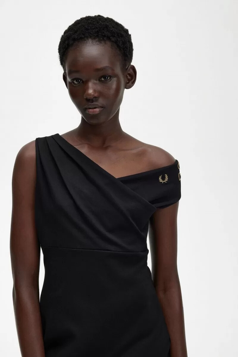 vestido fred perry con hombros descubiertos para mujer color negro