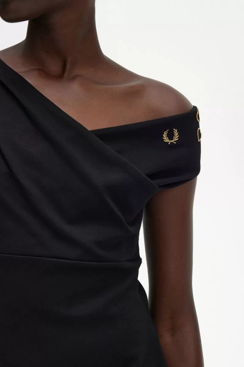 vestido fred perry con hombros descubiertos para mujer color negro