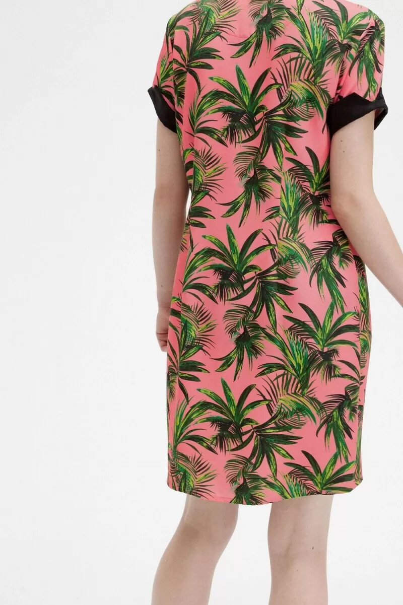 camisa con estampado de palmeras de fred perry para mujer color coral