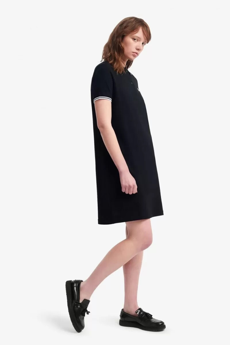 vestido fred perry twin tipped para mujer color negro