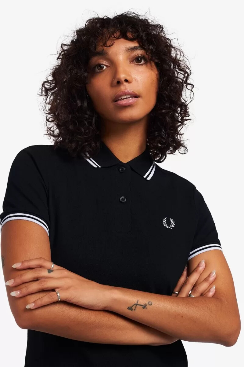 vestido fred perry twin tipped para mujer color negro