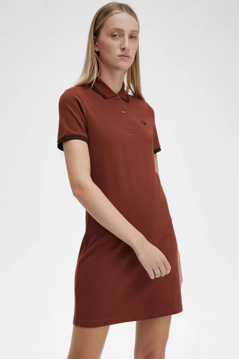 camisa fred perry twin tipped para mujer color marrón whisky y negro