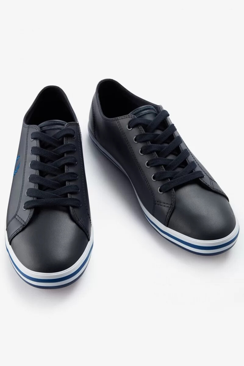 zapatillas fred perry kingston para hombre en azul marino con sombreado cobalto