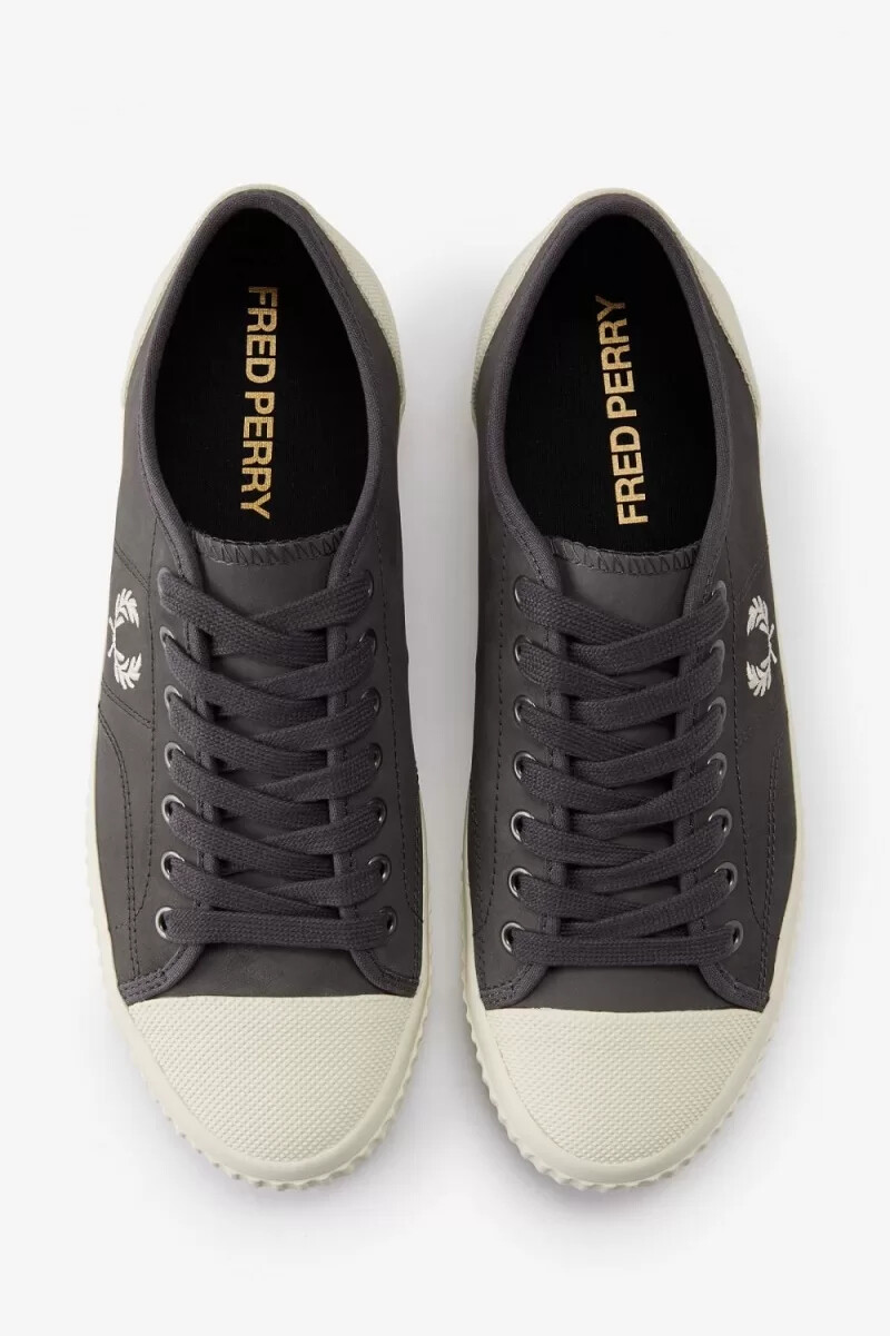 zapatillas de lona fred perry low hughes para hombre en beige metalizado