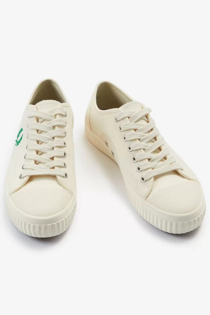 zapatillas fred perry low hughes para hombre en beige claro