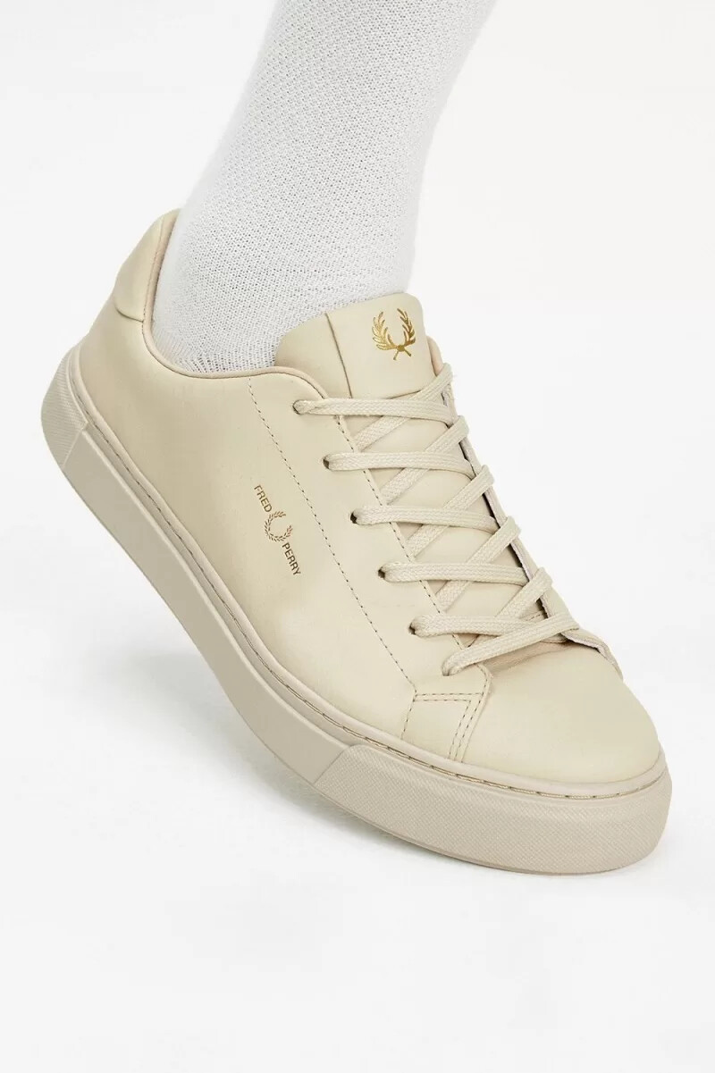 zapatillas de tenis fred perry b71 para hombre color avena dorado