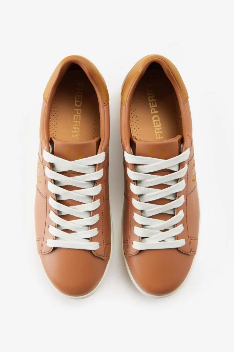 zapatillas de tenis fred perry spencer para hombre color tostado oscuro y café oscuro