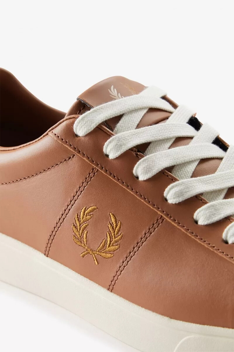 zapatillas de tenis fred perry spencer para hombre color tostado oscuro y café oscuro