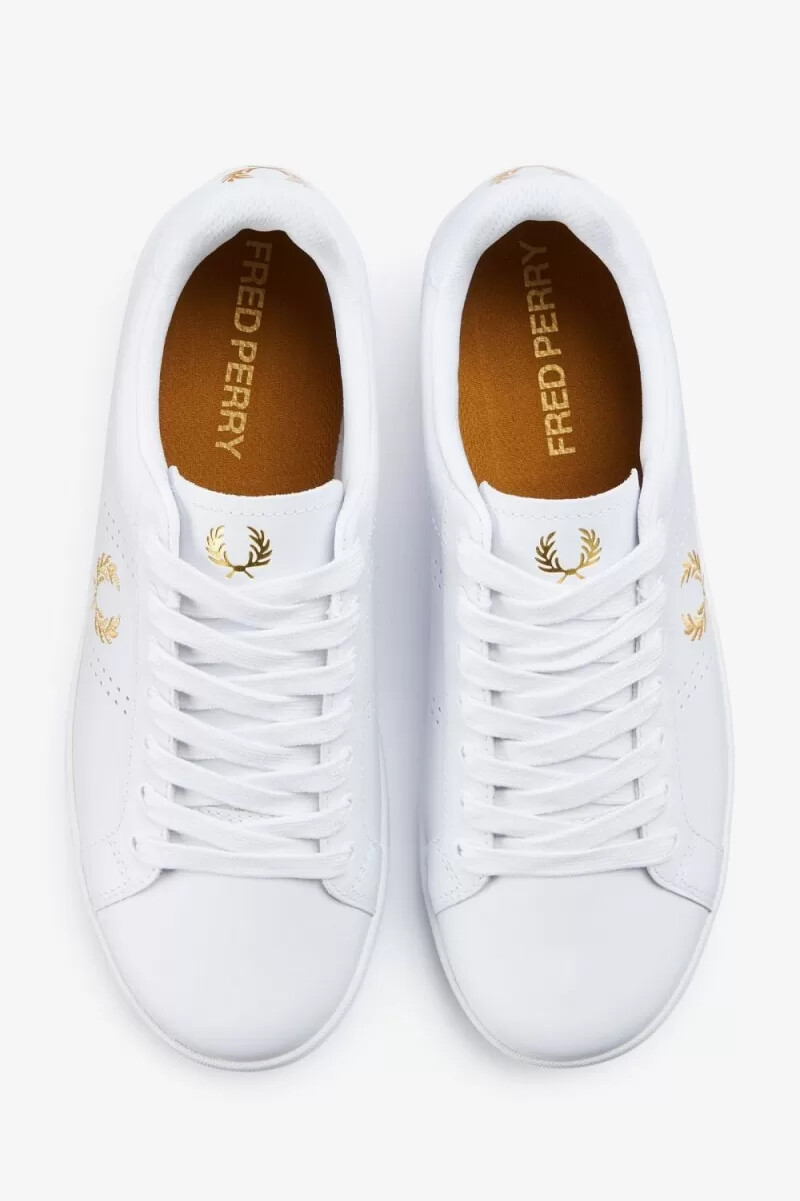 zapatillas de tenis fred perry b721 para hombre color blanco y dorado metalizado
