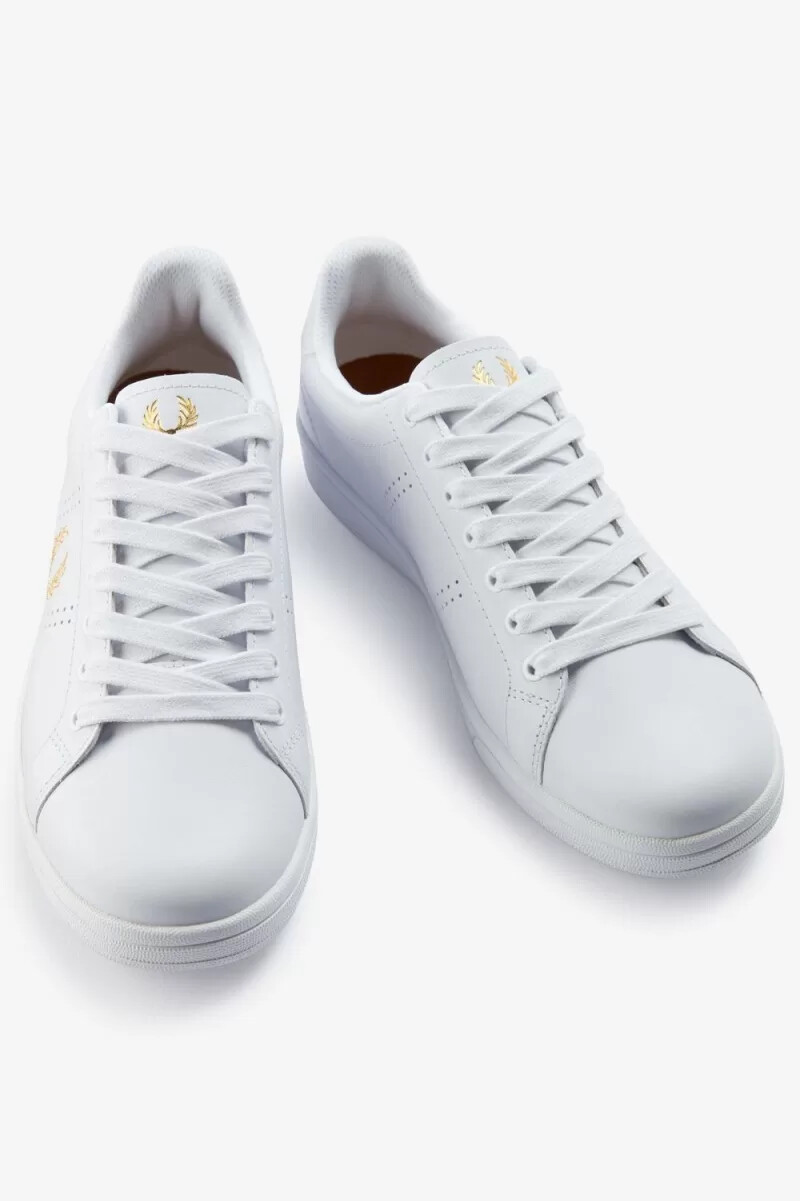 zapatillas de tenis fred perry b721 para hombre color blanco y dorado metalizado