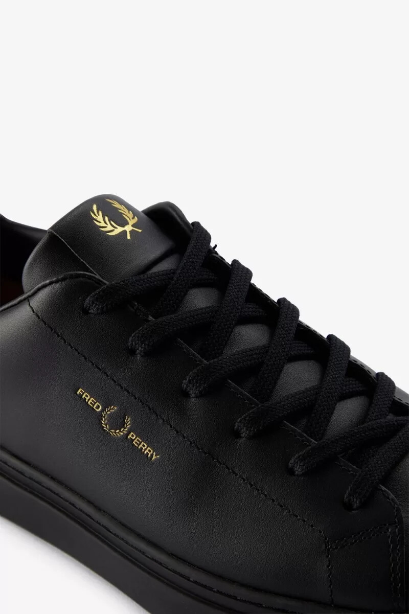 zapatillas de tenis fred perry b71 para hombre color negro y dorado