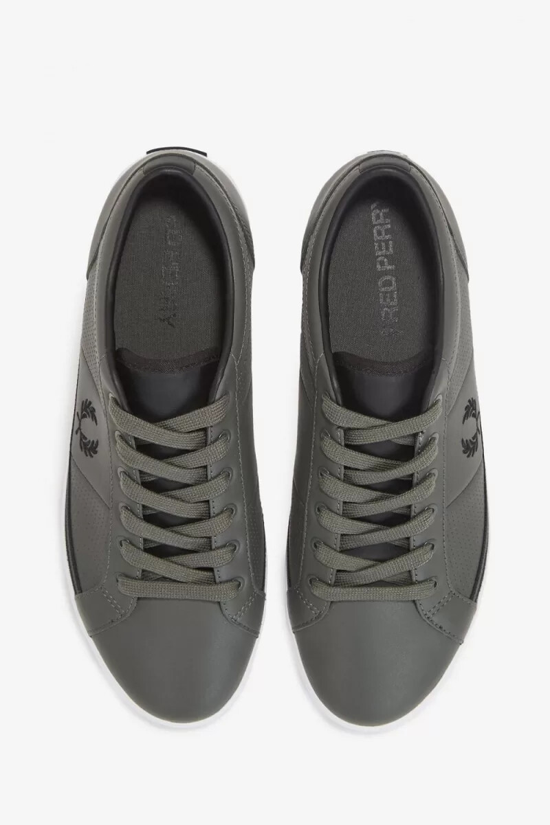 zapatillas de tenis fred perry perforated baseline para hombre color verde campo y negro