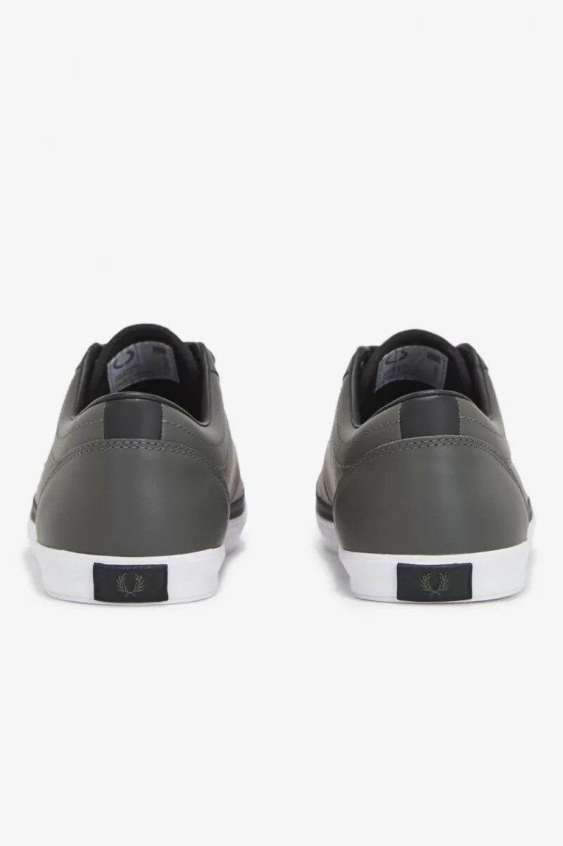 zapatillas de tenis fred perry perforated baseline para hombre color verde campo y negro