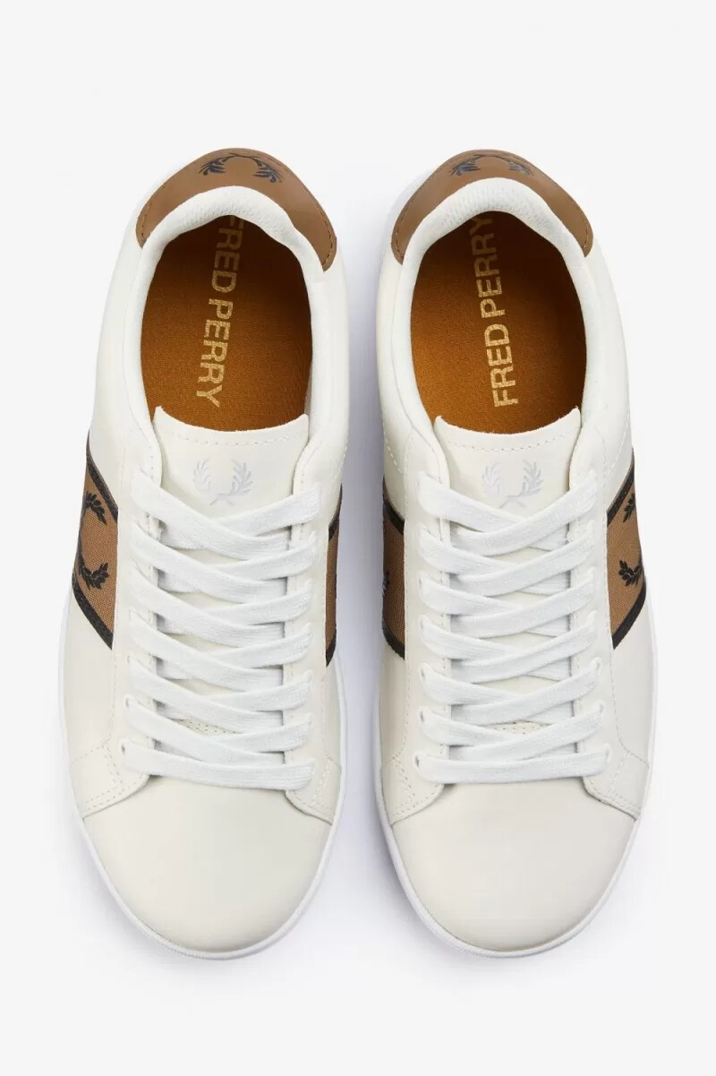 zapatillas de tenis fred perry b721 para hombre color marfil y negro